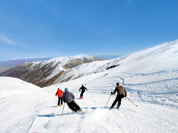 Tekapo-skiing-Mt-Dobson.jpg