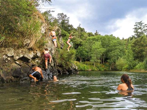 A-deep -natural -water -hole -in -the -Kauaeranga -River -Credit -Chris -Pryor