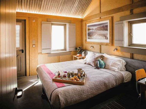 Camp -Glenorchy -cabin -interior