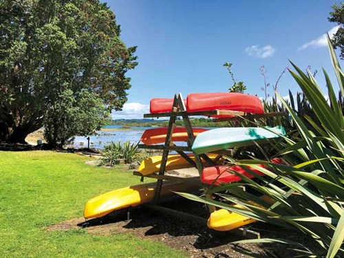 Hire -a -kayak -and -circle -the -island -by -water