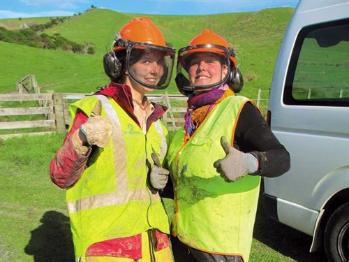 Somtimes -volunteering -can -get -a -bit -messy !-Credit ---Conservation -Volunteers -NZ