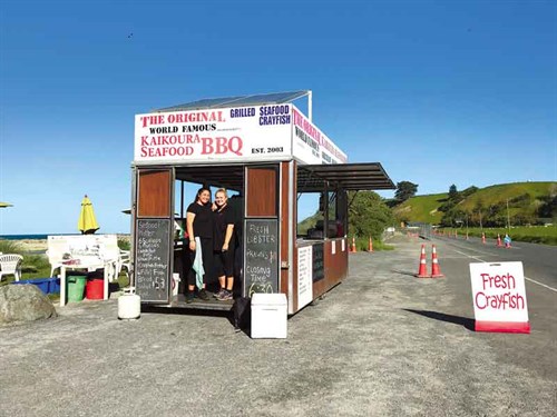 The -Kaikoura -Seafood -BBQ-truck -on -Fyffe -Quay