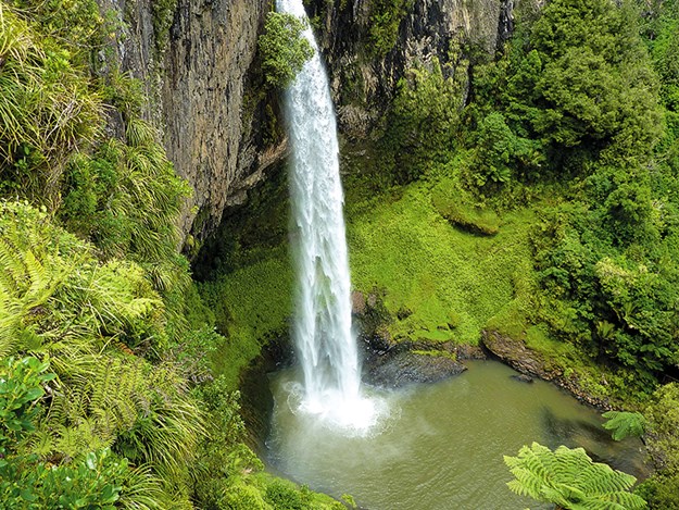A-Z of the Waikato Copy of Bridal Veil Falls, Raglan (Waikato Tourism).jpg