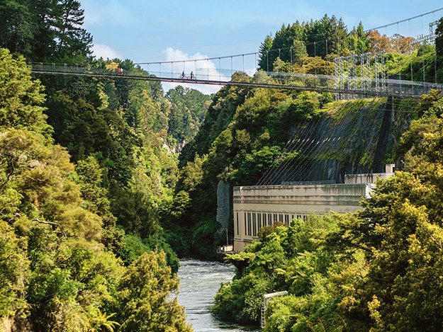 enchanting-cambridge-Waikato-River-3.jpg