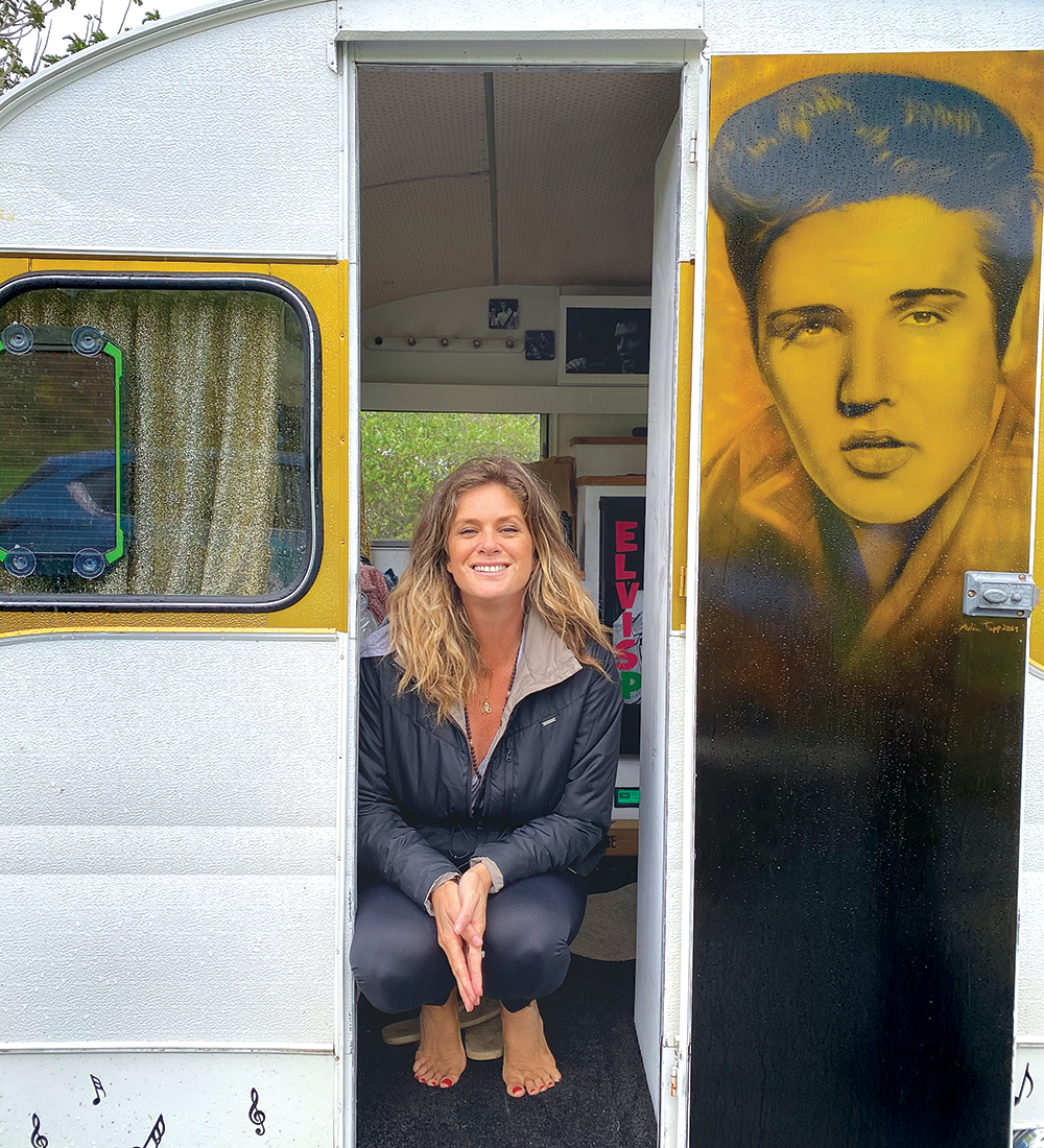 Retro Elvis Caravan
