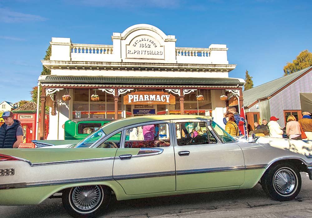 Vintage Cars in Parade, Arrowtown Autumn Festival